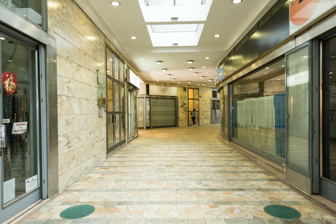 Bnbutler - Duomo Apartment - Galleria Unione Milano Exterior foto